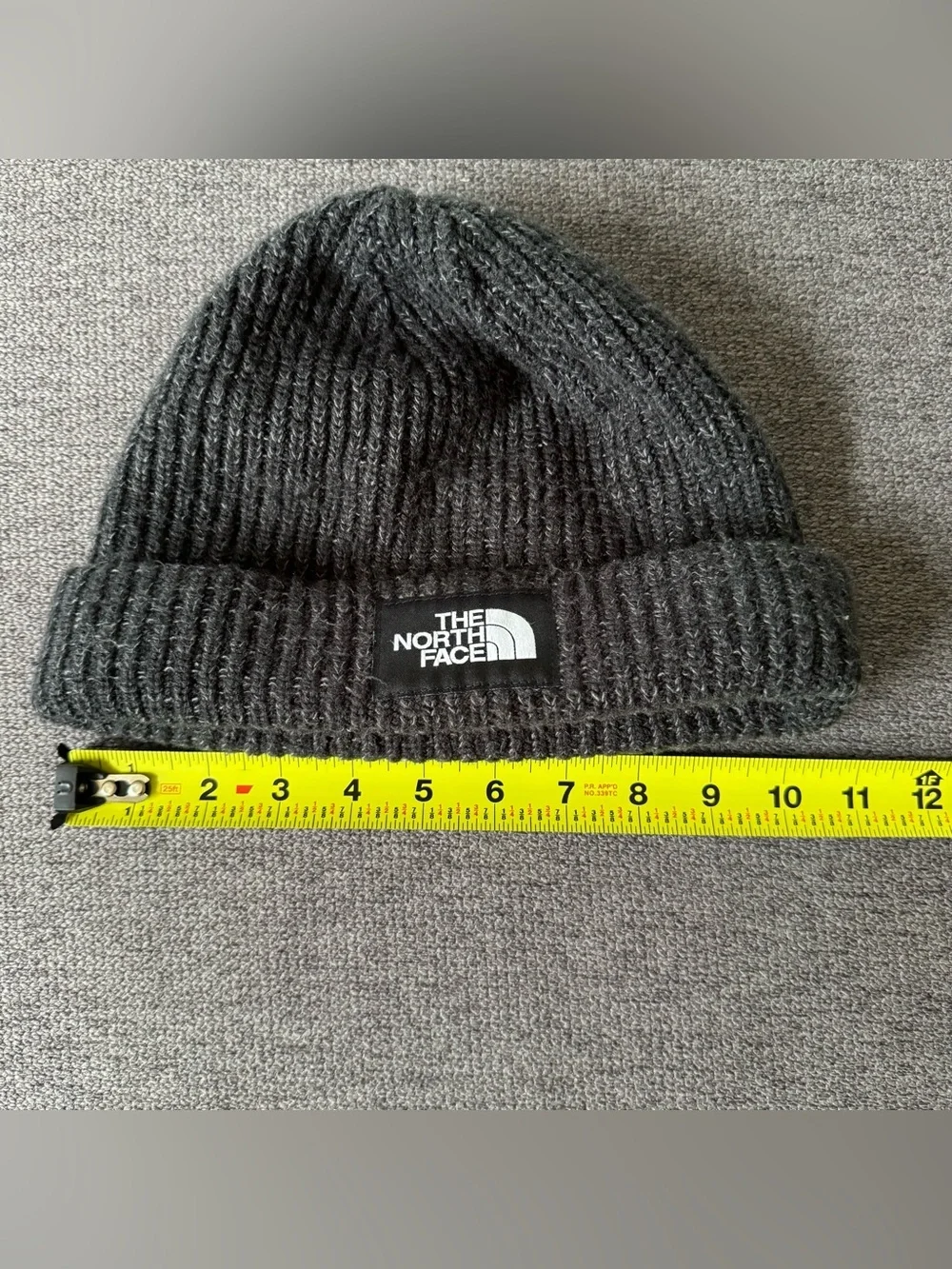 The North Face Heather Black Ribbed Cuffed Beanie Logo Box Unisex Outdoor OS